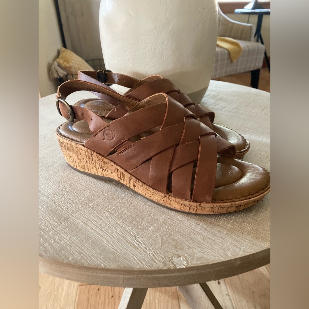 BORN Womens Laila Slingback Sandals